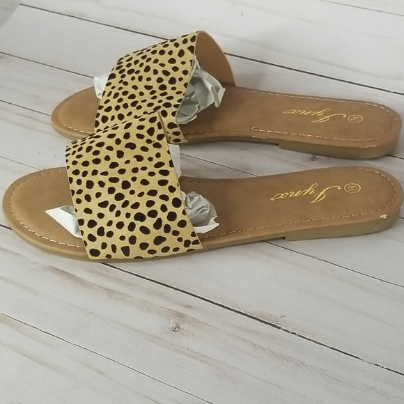 Sale! Lola Cheetah Print Slide - Picture 5 of 6